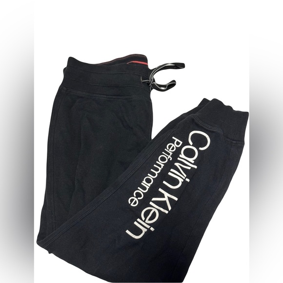 Calvin Klein joggers - Picture 1 of 1